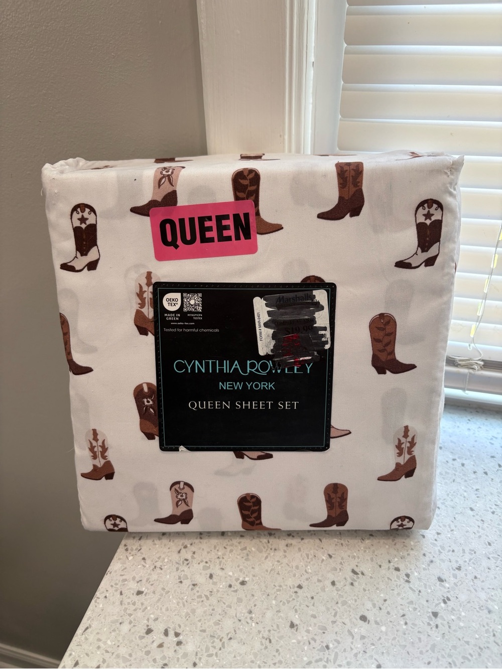 NEW Cynthia Rowley White Sheet Set with Brown Cowboy Boot Print- Queen size